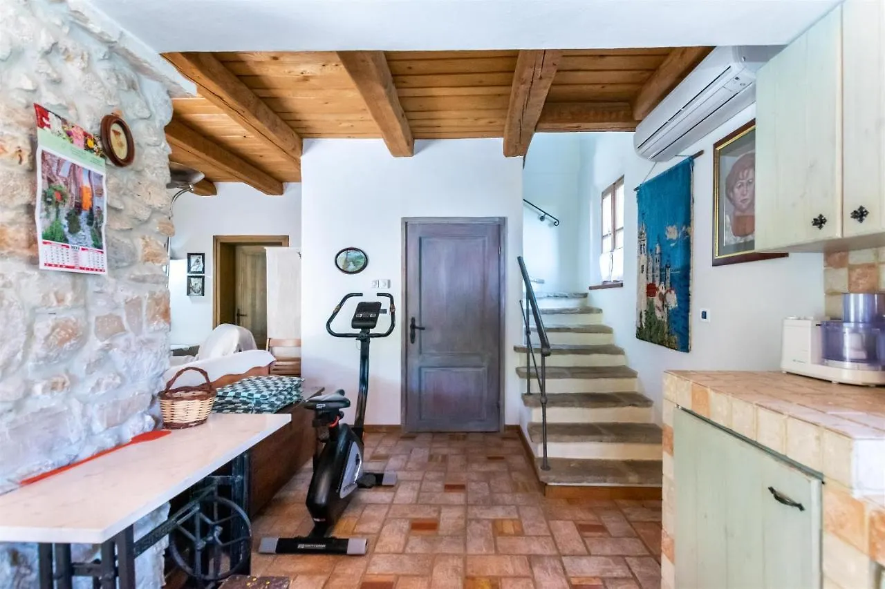 House Rada I Stanisav Villa Moscenicka Draga